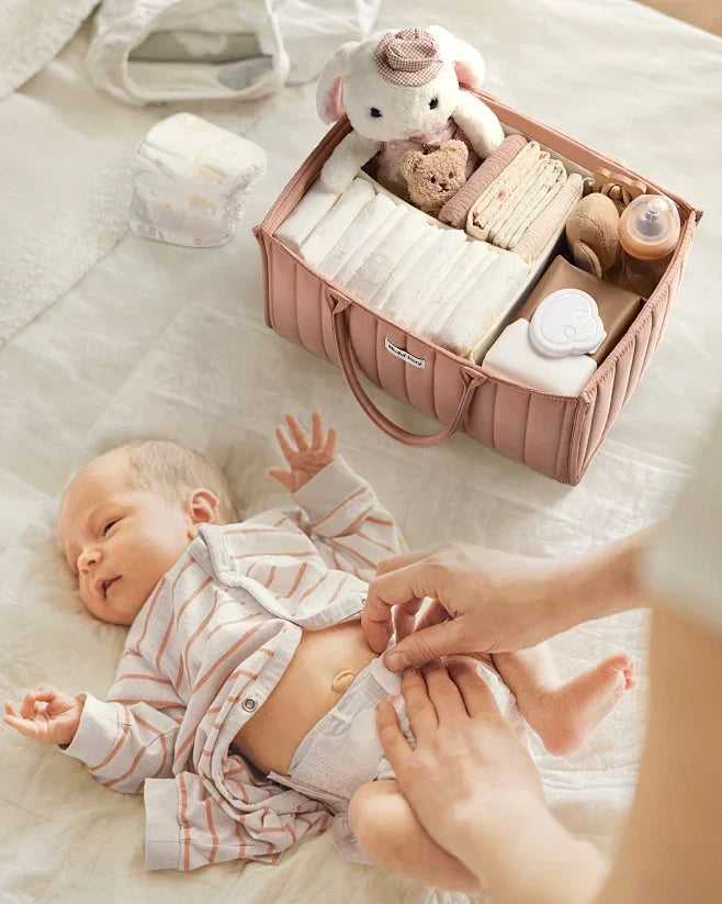 How to Pack the Perfect Diaper Bag for Travel with Baby